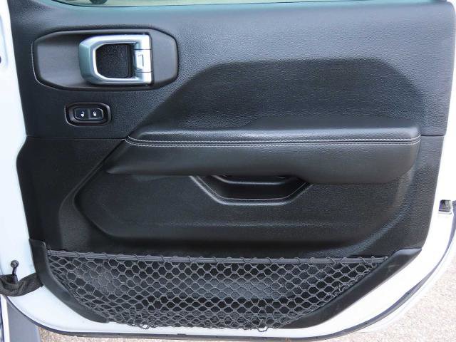 Used 2019 Jeep Wrangler Unlimited Sahara w/ Quick Order Package 24M Moab image 23