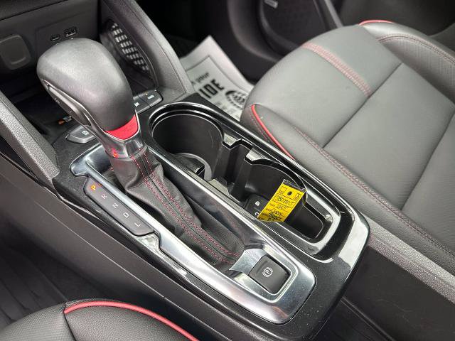 Used 2025 Chevrolet TrailBlazer RS w/ Convenience Package AWD/4WD image 16