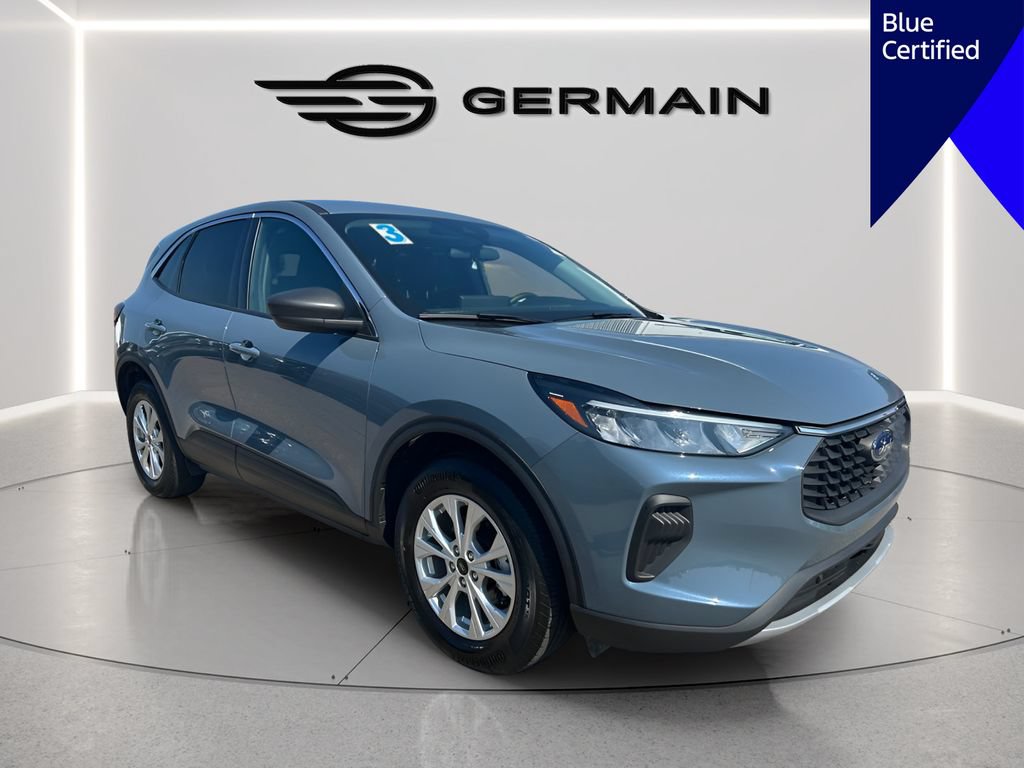 Certified 2023 Ford Escape Active w/ Tech Pack #1 AWD/4WD image 2