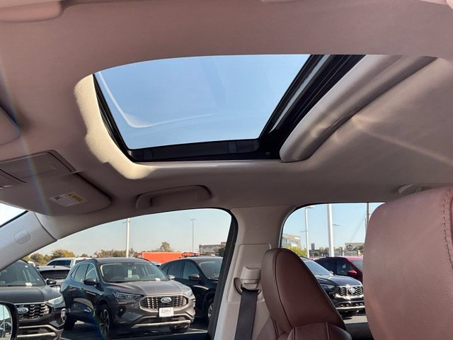 Used 2020 Acura MDX w/ Technology Package AWD/4WD image 30