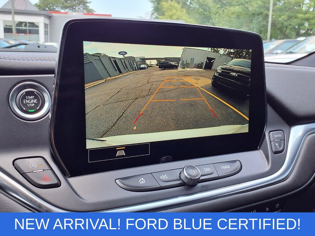 Used 2024 Chevrolet Blazer RS w/ Enhanced Convenience Package FWD image 9