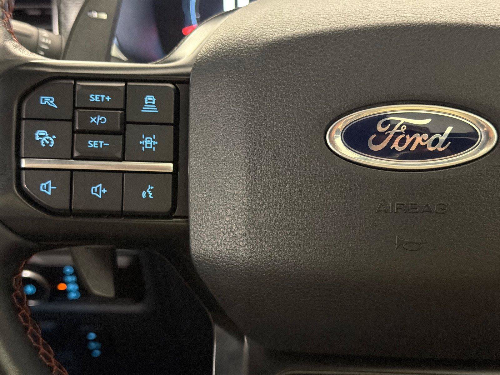 Certified 2023 Ford F150 Raptor w/ Raptor 37 Performance Package AWD/4WD image 30