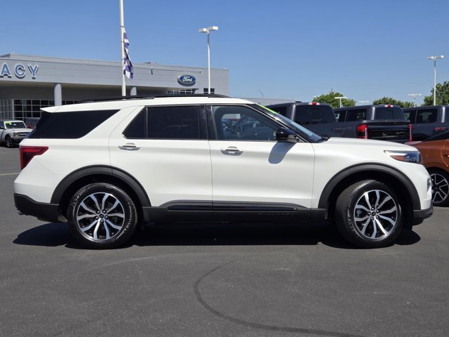 Certified 2022 Ford Explorer ST-Line w/ Class IV Trailer Tow Package AWD/4WD image 3