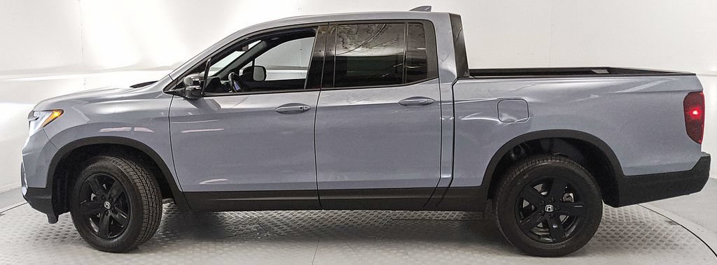 Used 2023 Honda Ridgeline Black Edition image 5
