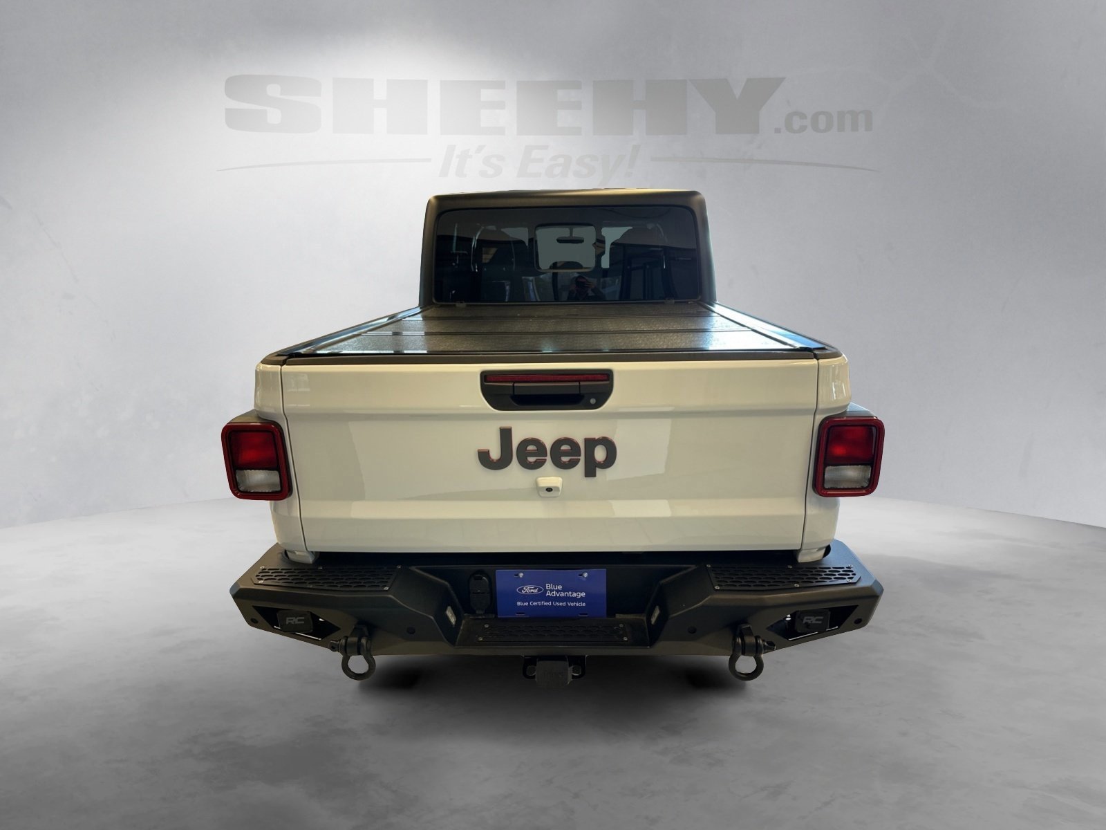 Used 2022 Jeep Gladiator Rubicon w/ Cold Weather Group image 4