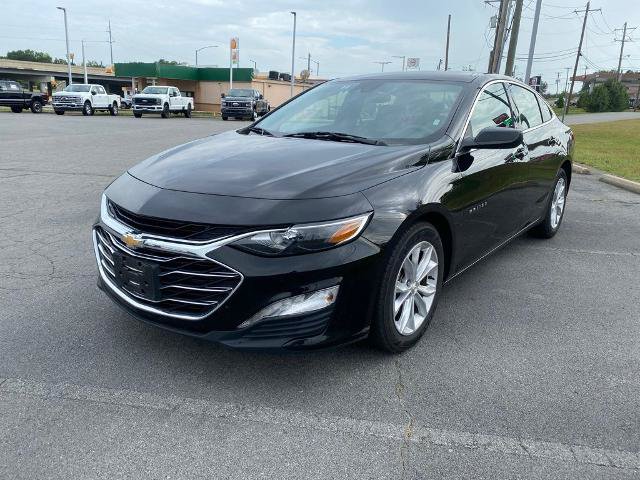 Used 2025 Chevrolet Malibu LT FWD image 3
