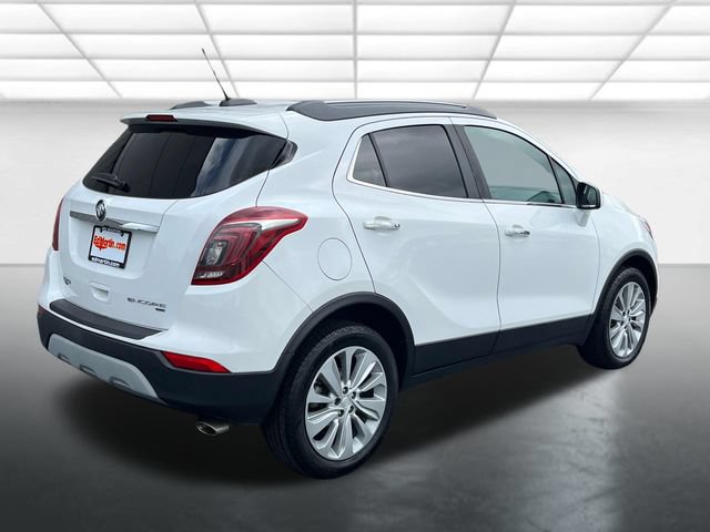 Used 2020 Buick Encore Preferred AWD/4WD image 4