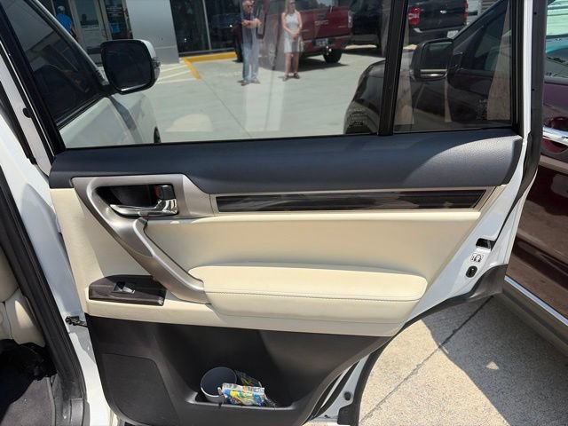 Used 2021 Lexus GX 460 Premium AWD/4WD image 25
