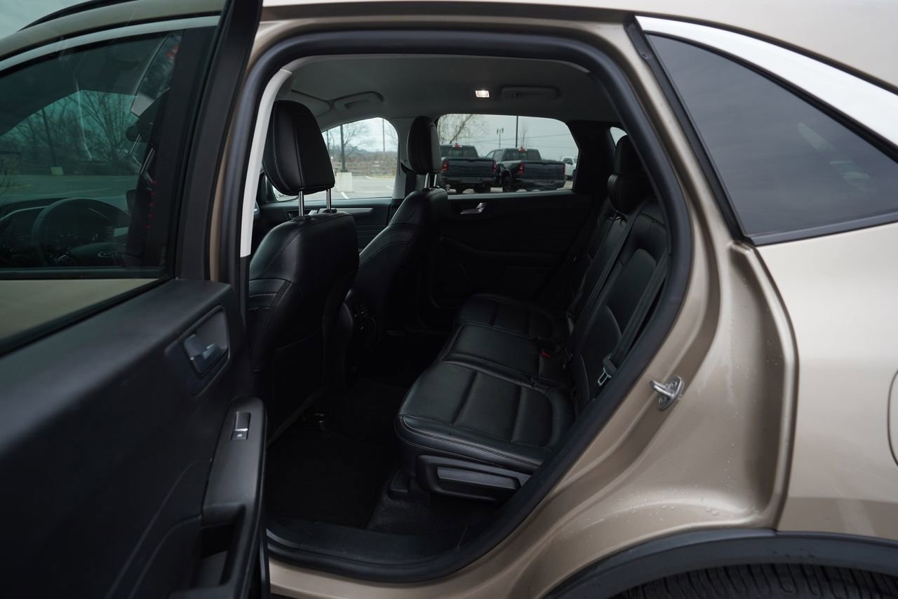 Certified 2021 Ford Escape SEL FWD image 15