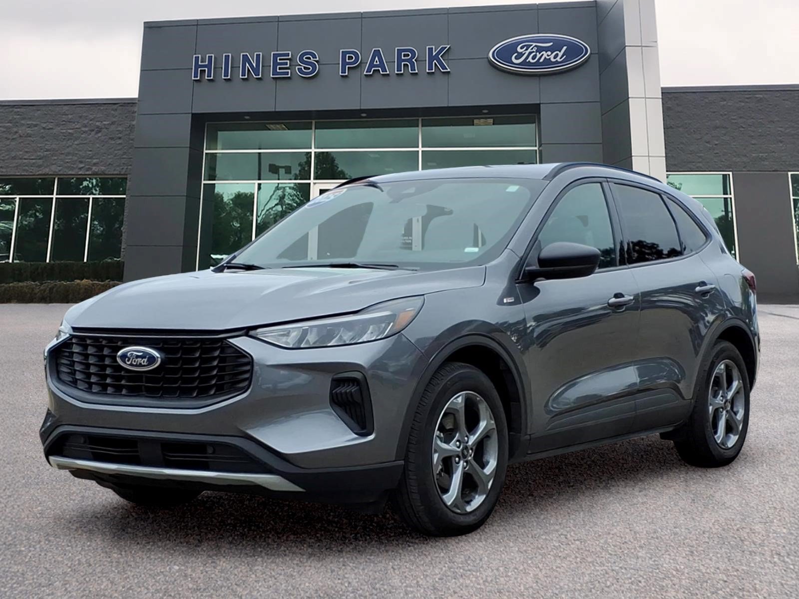 Certified 2025 Ford Escape ST-Line FWD image 3