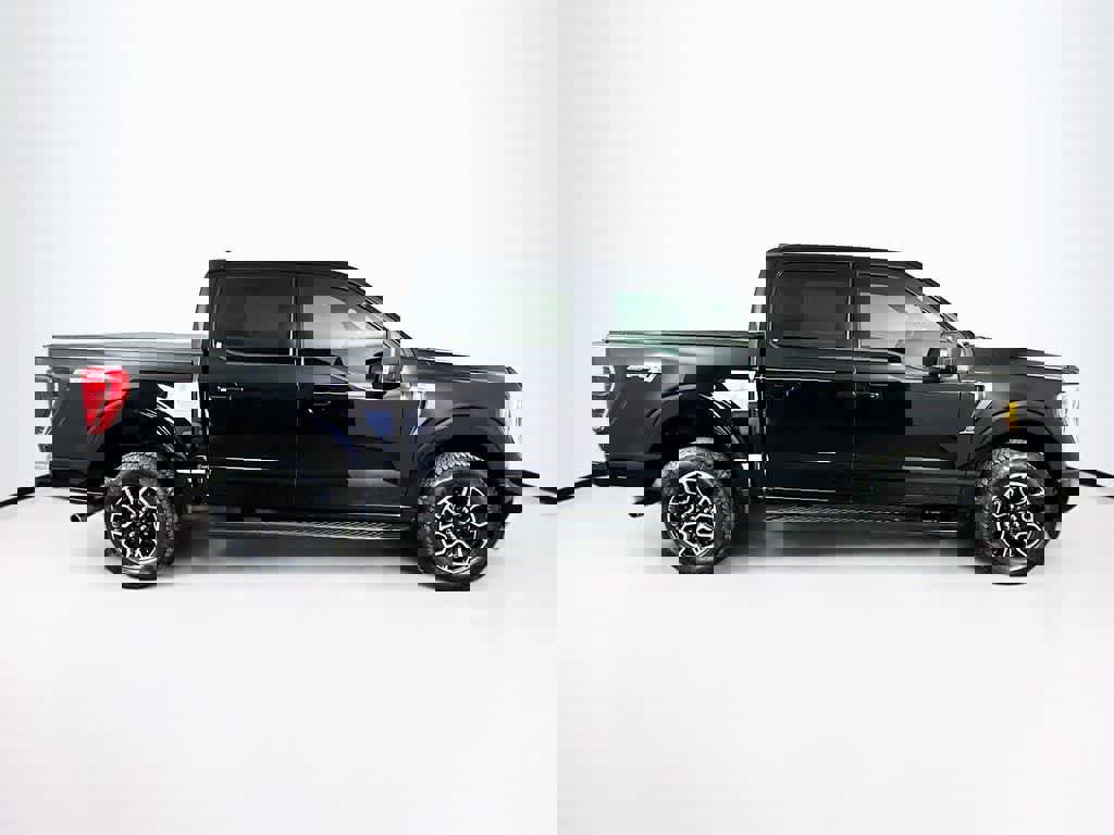 Certified 2022 Ford F150 XLT w/ Equipment Group 302A High image 6