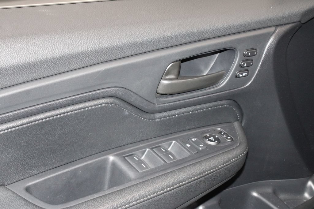 Used 2025 Honda Odyssey Sport-L image 22