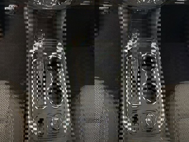 Used 2018 Chevrolet Traverse LT image 15