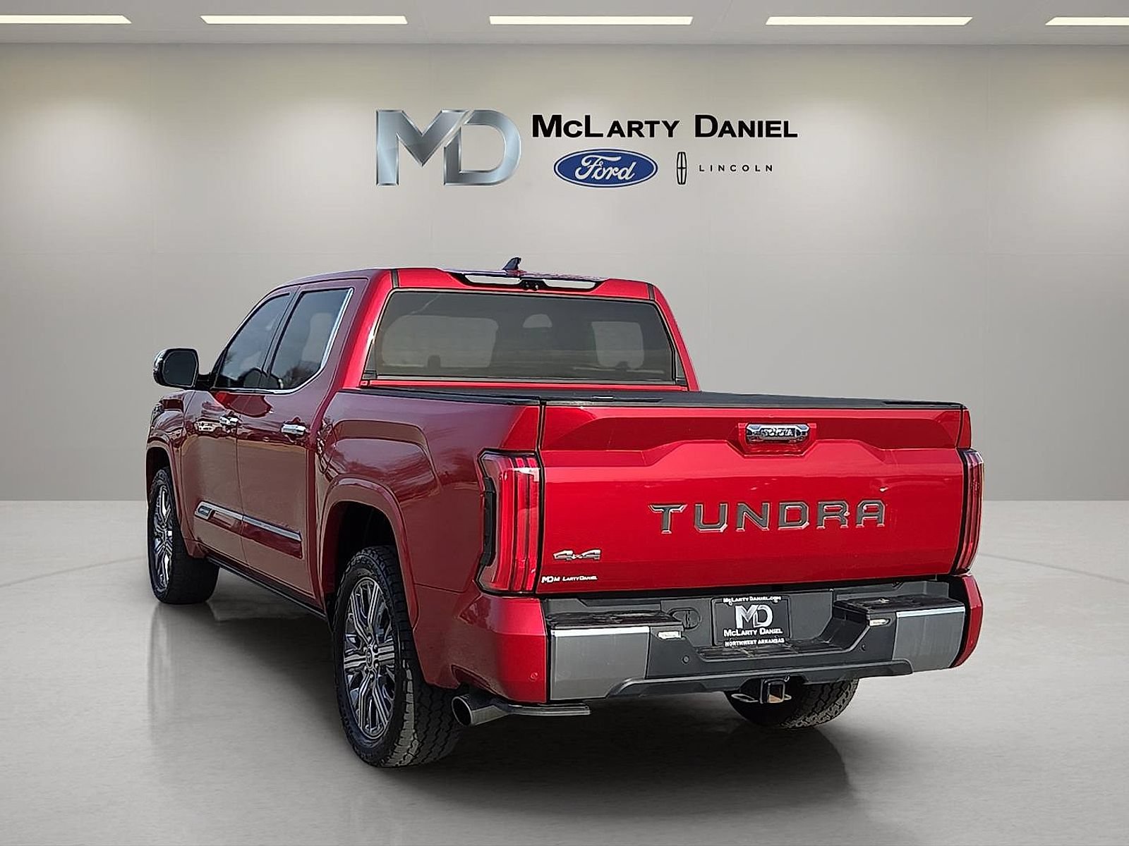Used 2022 Toyota Tundra Capstone AWD/4WD image 4