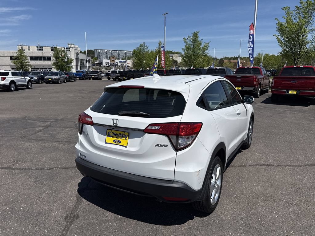 Used 2022 Honda HR-V LX image 6