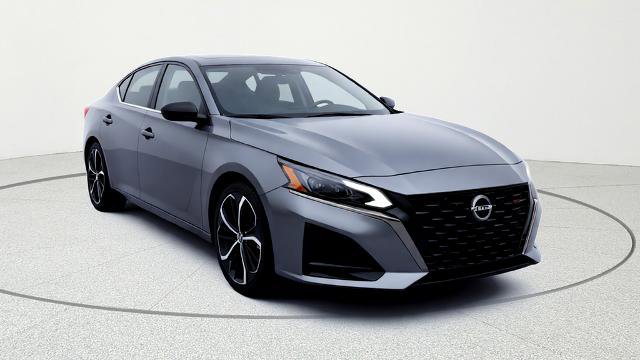 Used 2024 Nissan Altima 2.5 SR