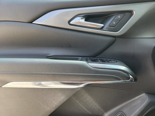 Used 2026 Chevrolet Traverse LT FWD image 21