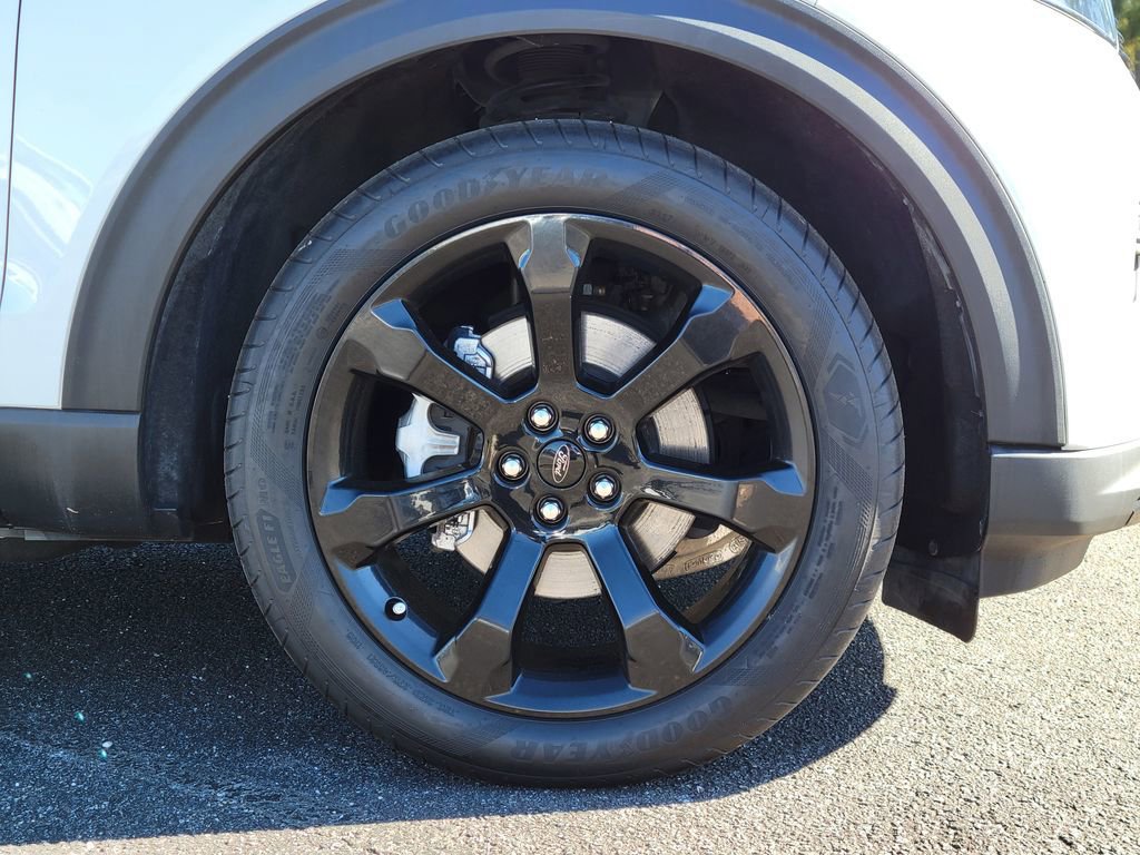 Certified 2023 Ford Explorer ST-Line w/ Class IV Trailer Tow Package image 10