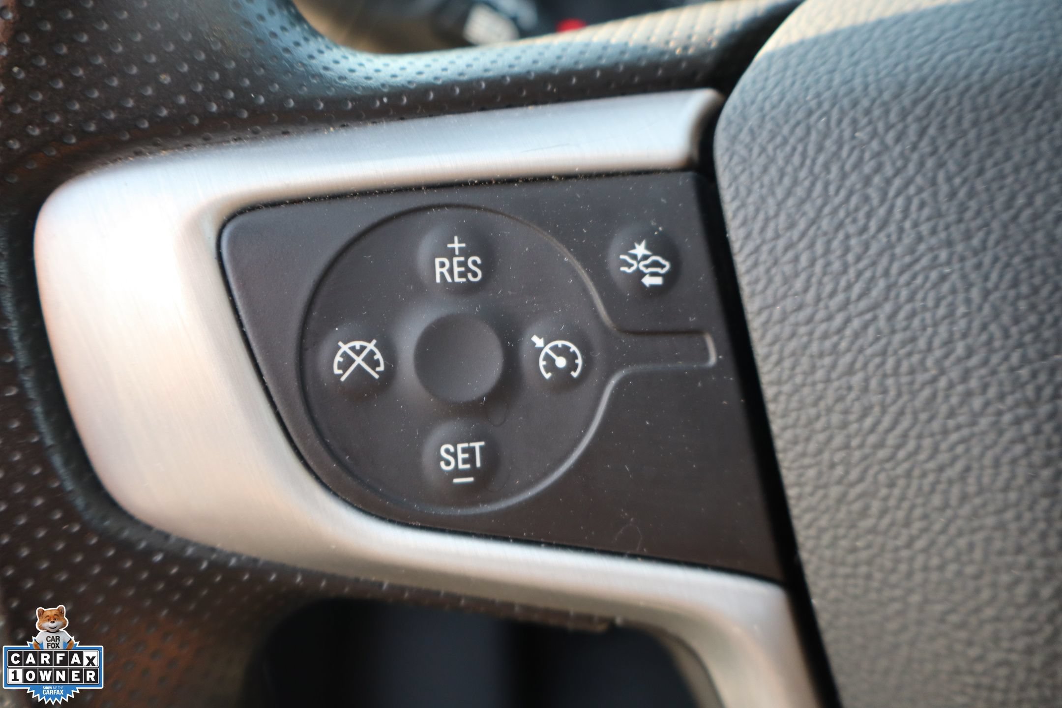 Used 2024 GMC Terrain SLE AWD/4WD image 14