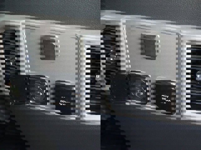 Certified 2022 Ford F250 Lariat w/ Black Appearance Package image 33