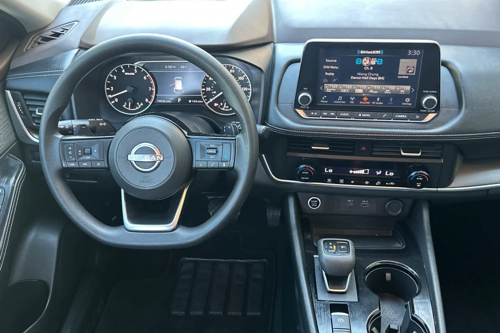 Used 2023 Nissan Rogue SV AWD/4WD image 14