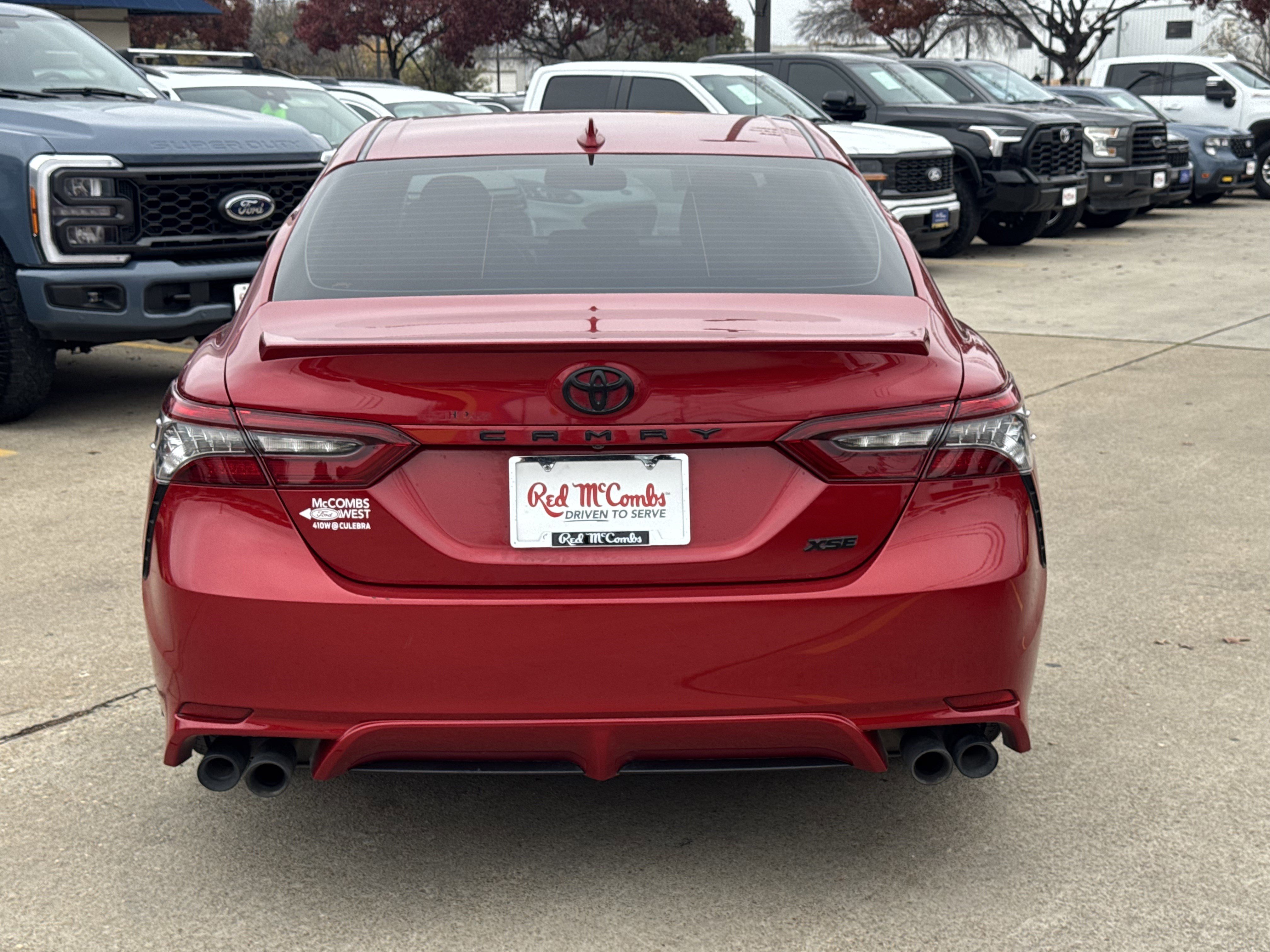 Used 2022 Toyota Camry XSE image 6