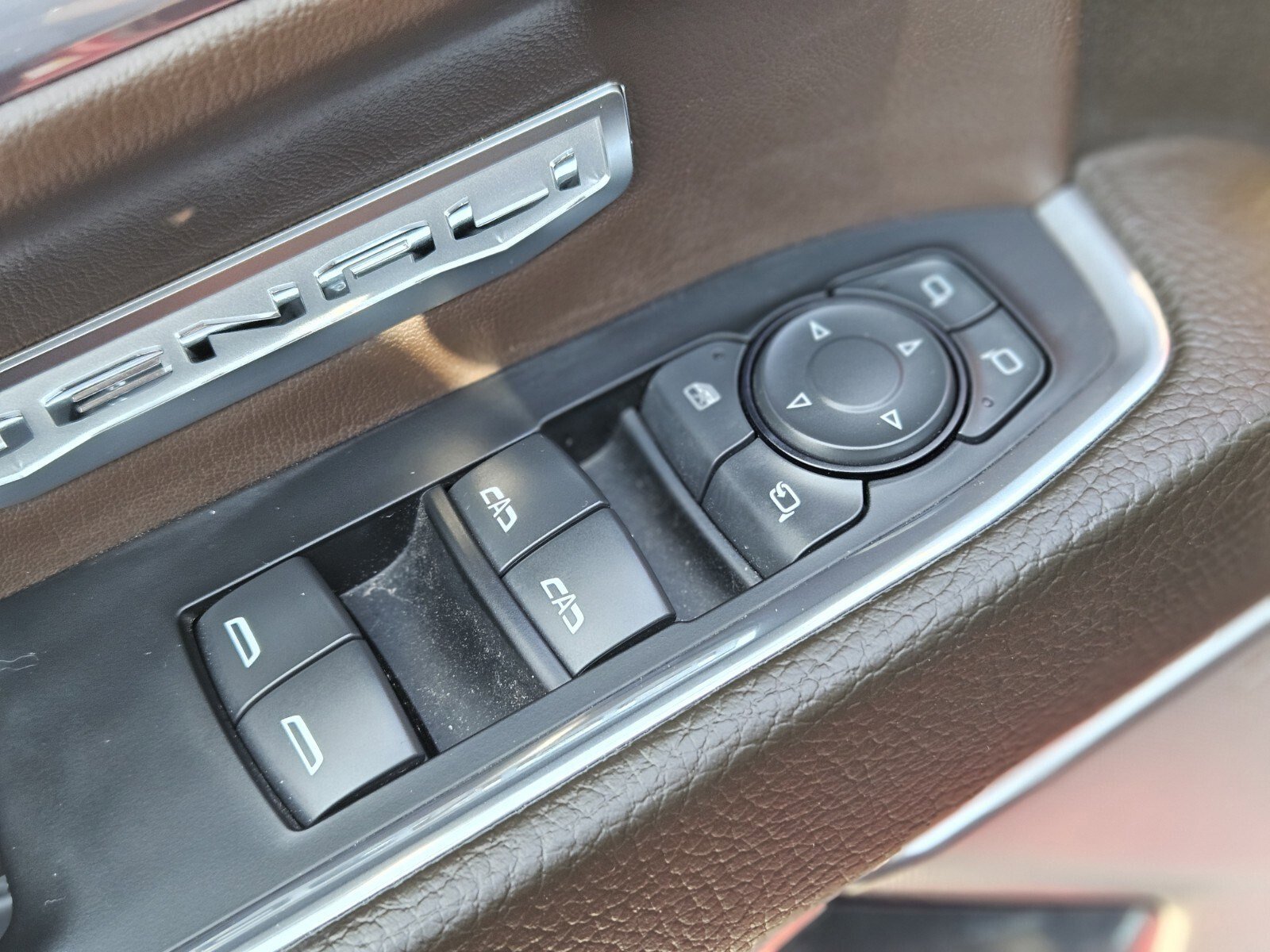 Used 2024 GMC Sierra 1500 Denali image 19