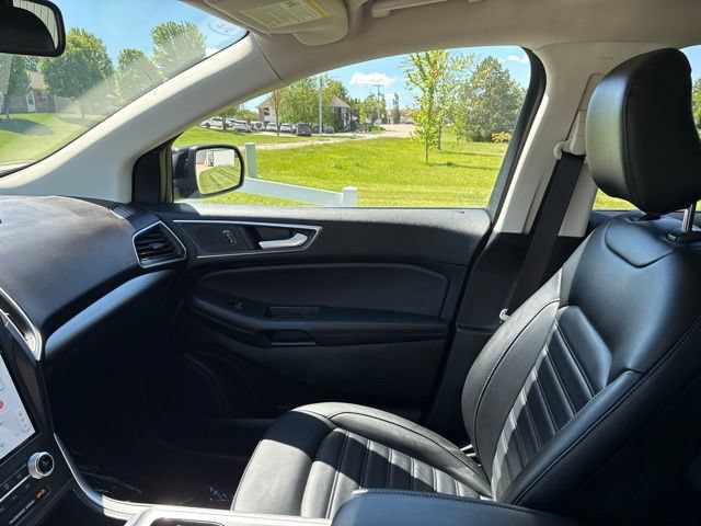 Certified 2024 Ford Edge SEL w/ Convenience Package AWD/4WD image 13