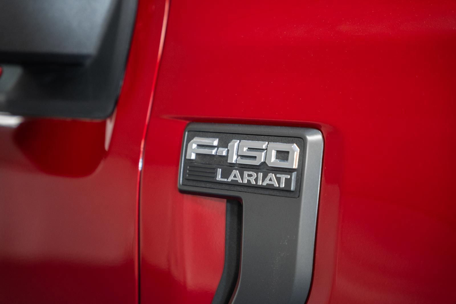 Certified 2022 Ford F150 Lariat w/ Equipment Group 502A High image 11