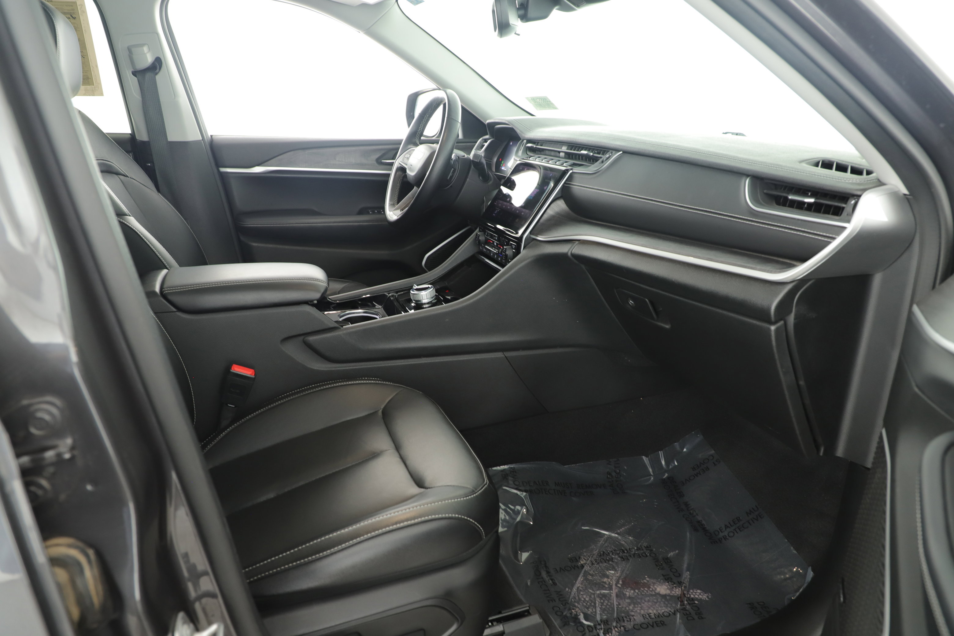 Used 2022 Jeep Grand Cherokee L Limited image 12