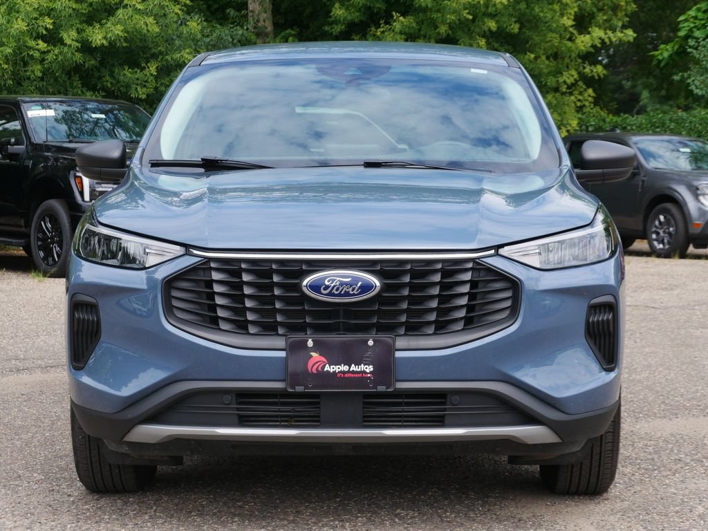 Certified 2025 Ford Escape Active w/ Cold Weather Package AWD/4WD image 8