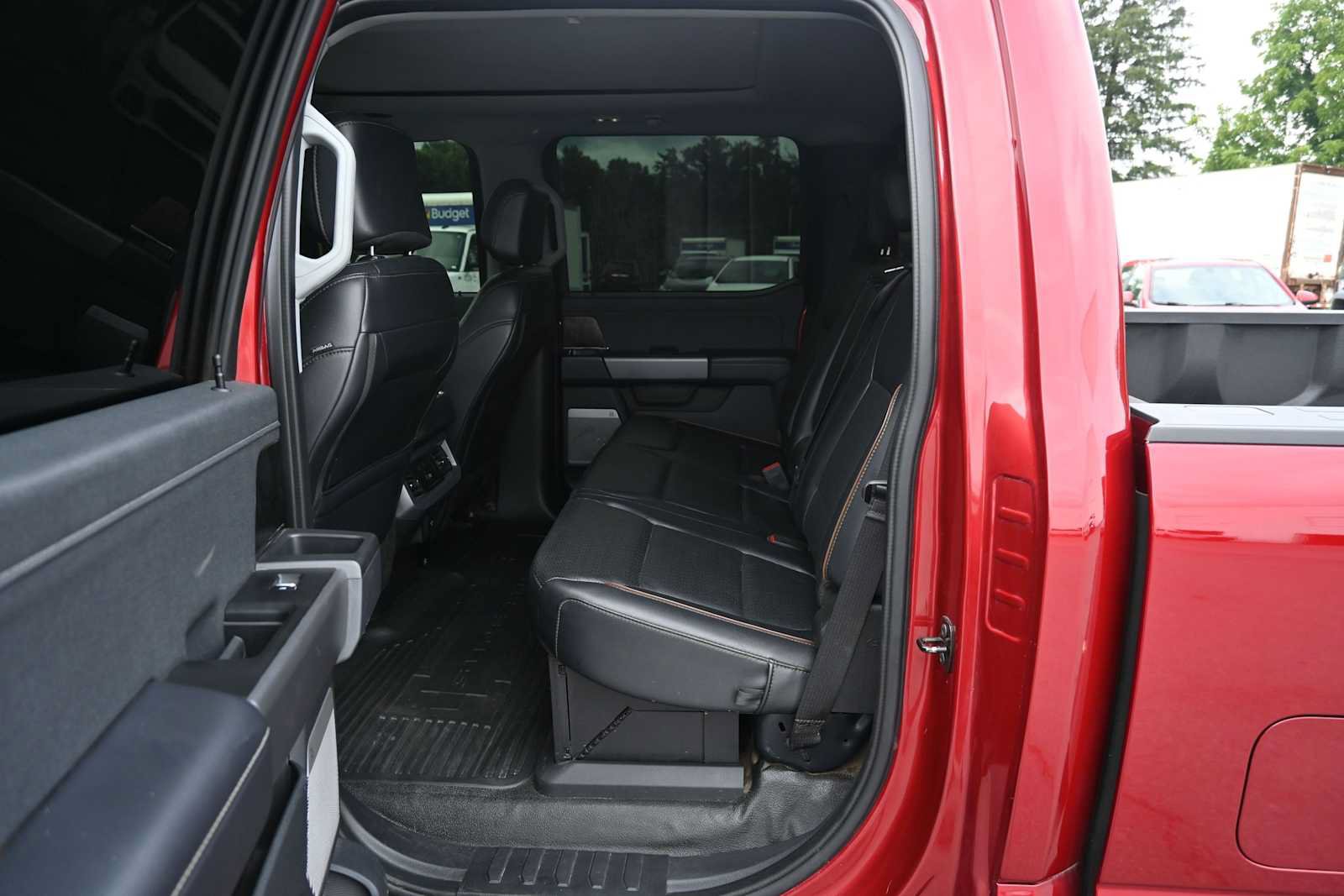 Certified 2025 Ford F350 Lariat w/ Lariat Ultimate Package AWD/4WD image 23