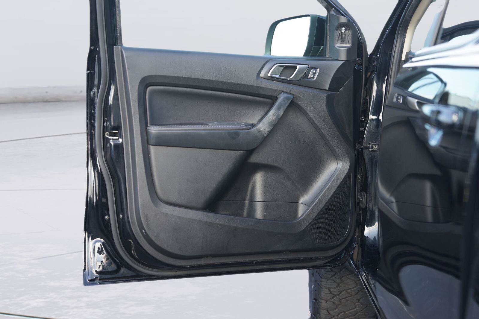 Certified 2022 Ford Ranger Lariat w/ Tremor Off-Road Package AWD/4WD image 30