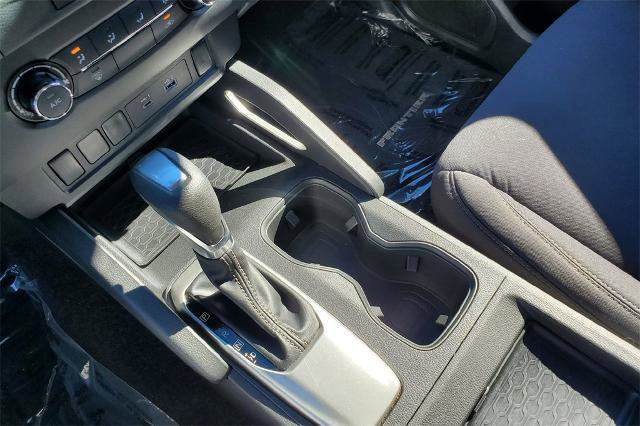 Used 2024 Nissan Frontier SV image 18