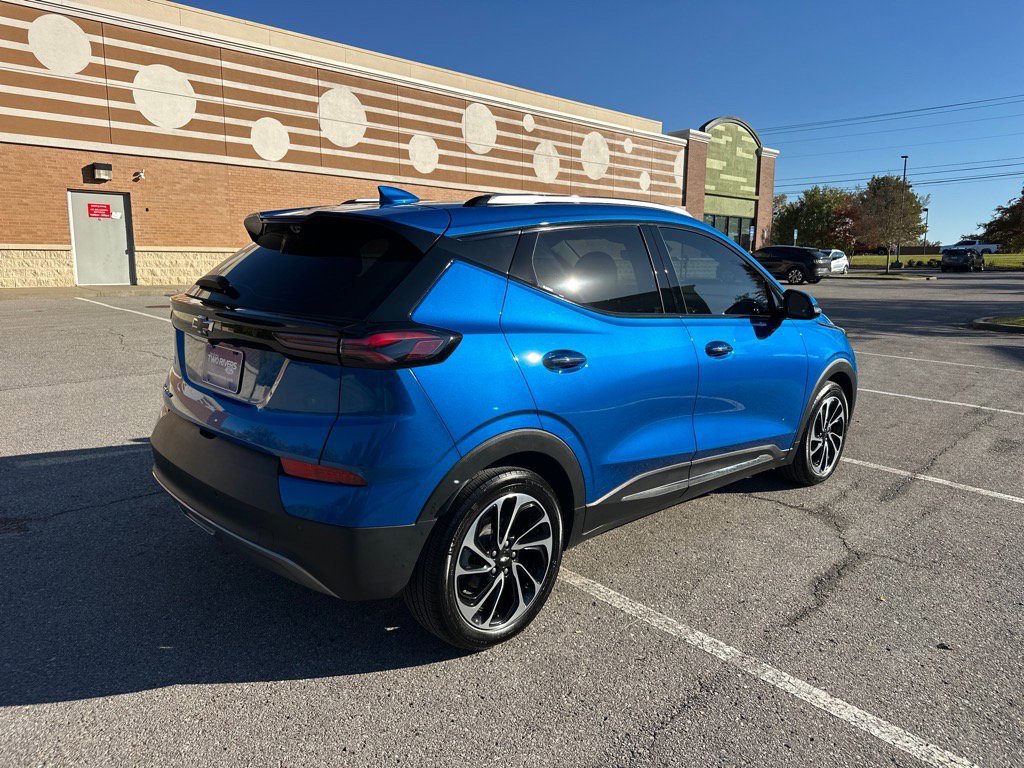 Used 2023 Chevrolet Bolt EUV Premier image 5