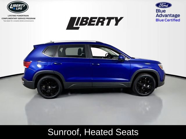 Used 2022 Volkswagen Taos SE image 2