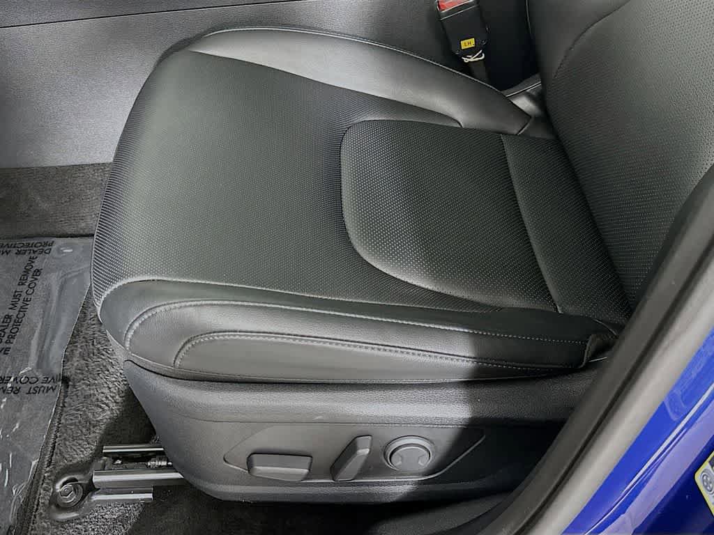 Used 2025 Kia Sportage SX FWD image 32