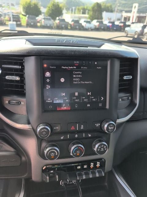 Used 2022 RAM 2500 Big Horn w/ Night Edition AWD/4WD image 10