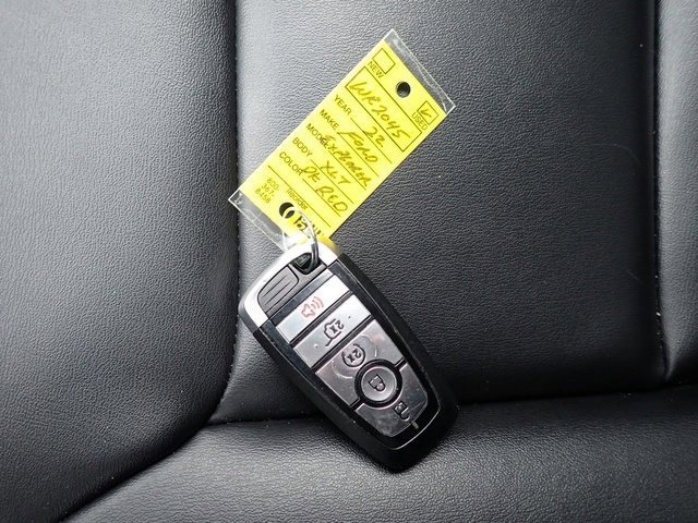 Certified 2022 Ford Explorer XLT w/ Equipment Group 202A image 30