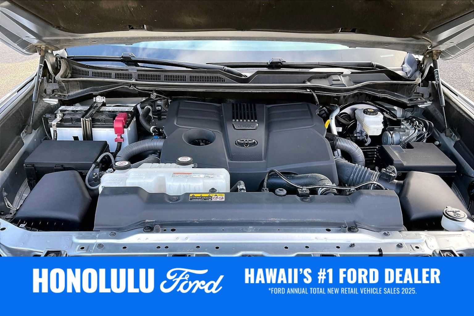 Used 2023 Toyota Tundra Limited AWD/4WD image 9