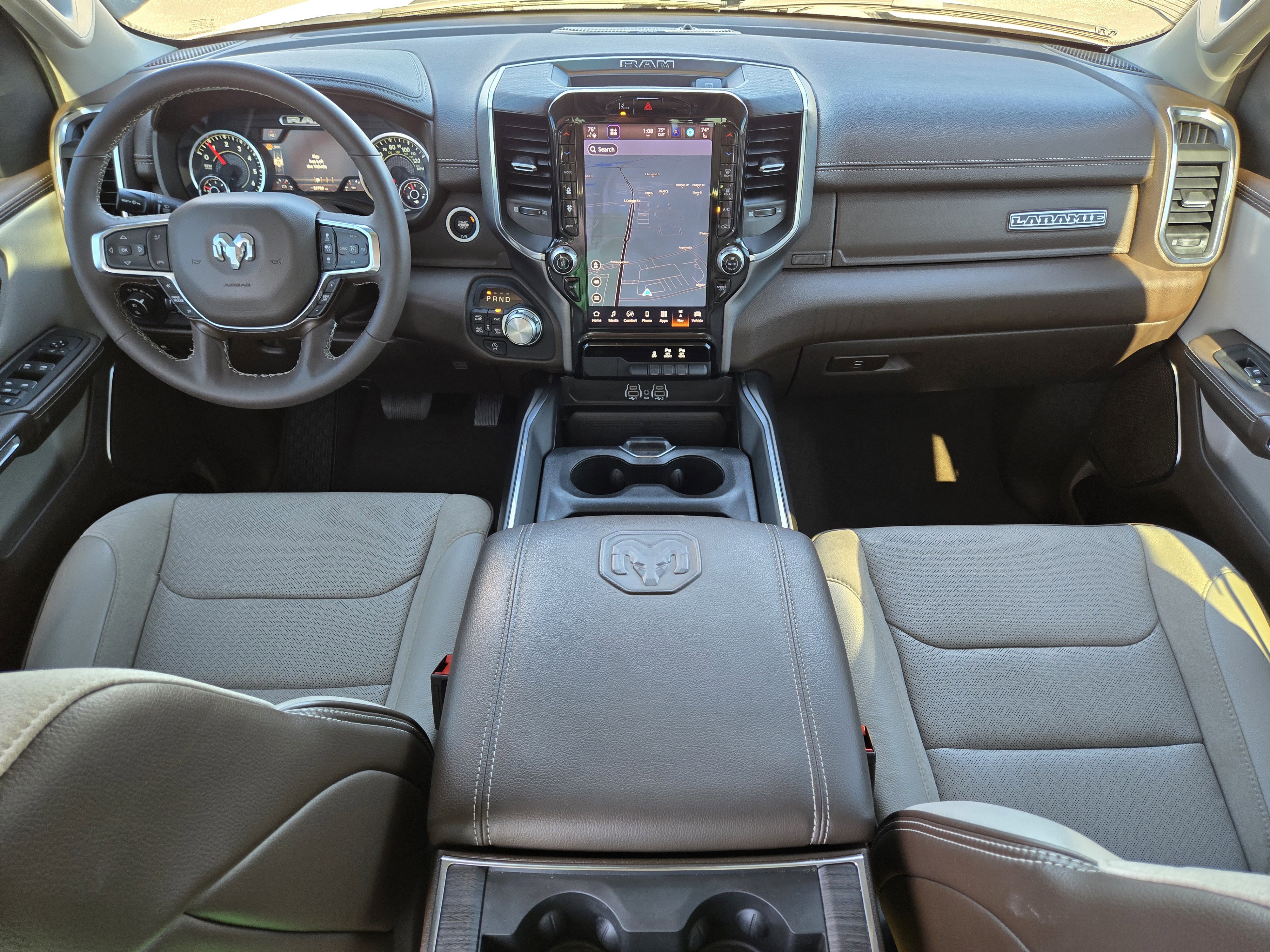 Used 2025 RAM 1500 Laramie image 17