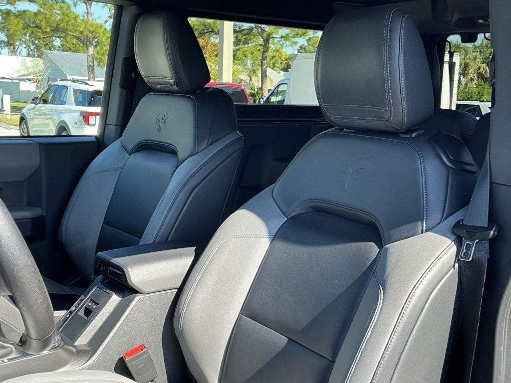 Certified 2022 Ford Bronco Black Diamond w/ Sasquatch Package image 38