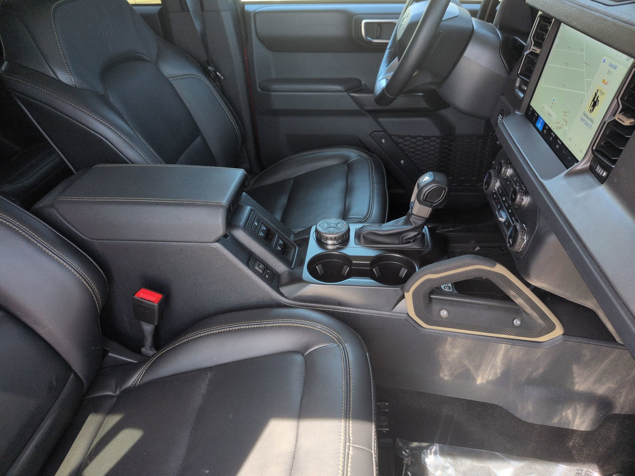 Certified 2025 Ford Bronco Badlands AWD/4WD image 36