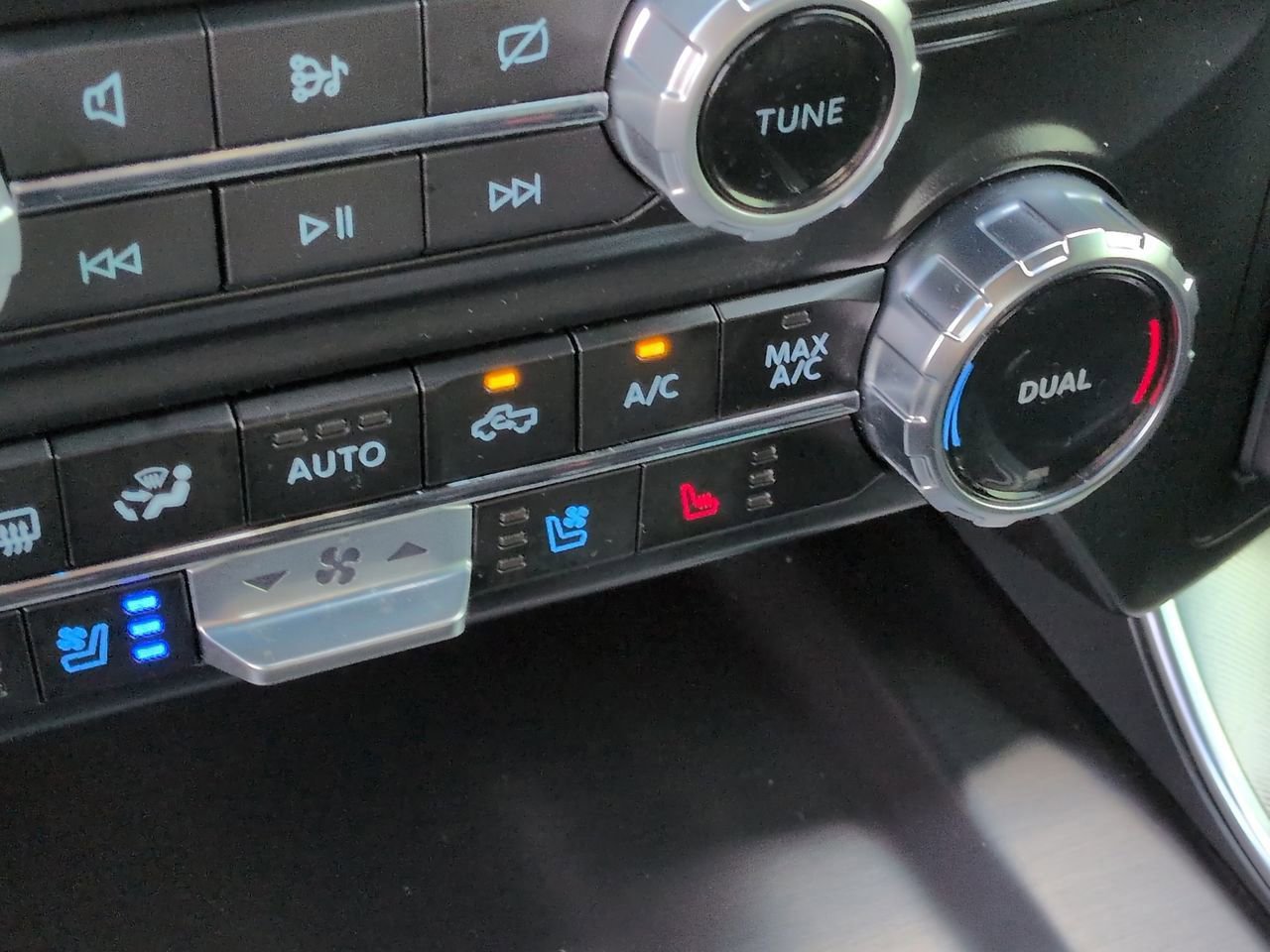 Certified 2024 Ford F150 Platinum AWD/4WD image 22