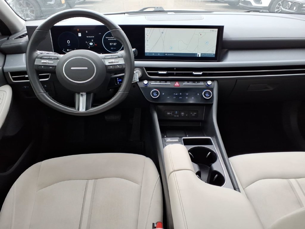 Used 2025 Hyundai Sonata SEL FWD image 6