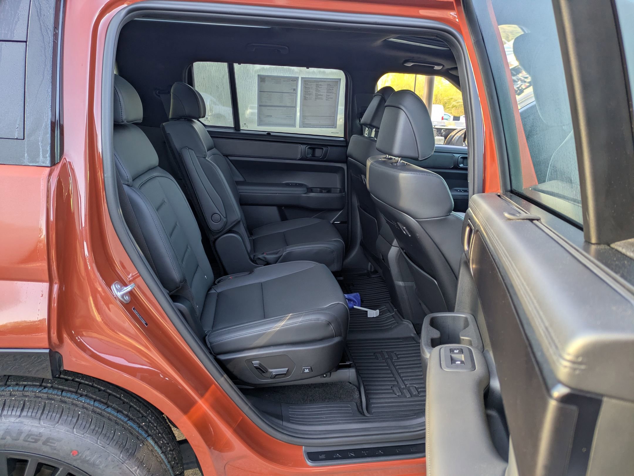 Used 2025 Hyundai Santa Fe Calligraphy image 37