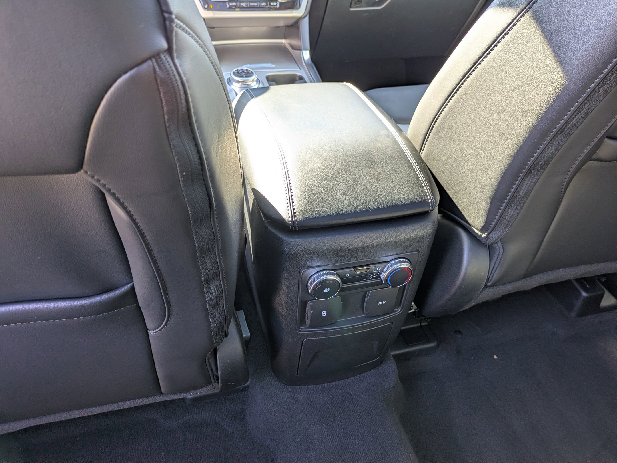 Certified 2022 Ford Explorer XLT w/ Equipment Group 202A image 33