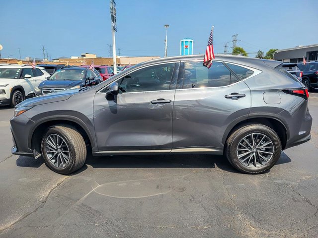 Used 2025 Lexus NX 250 FWD image 6
