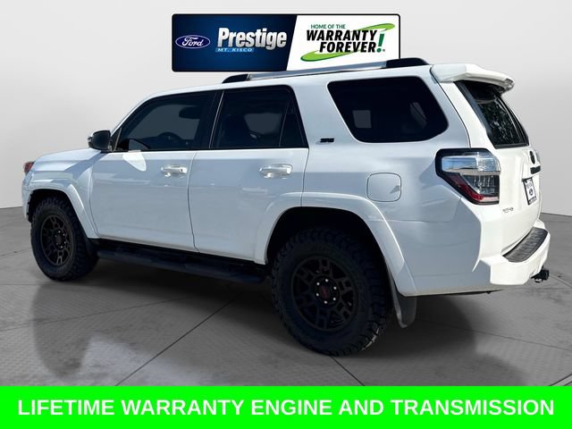 Used 2023 Toyota 4Runner SR5 Premium w/ Moonroof Package RWD image 6