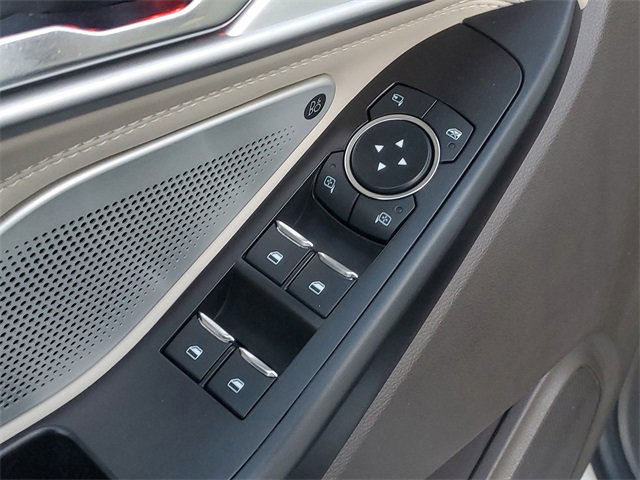 Certified 2020 Ford Explorer Platinum w/ Premium Technology Package image 10